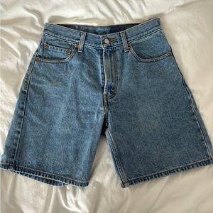 Levi’s Men’s 550 Denim Shorts